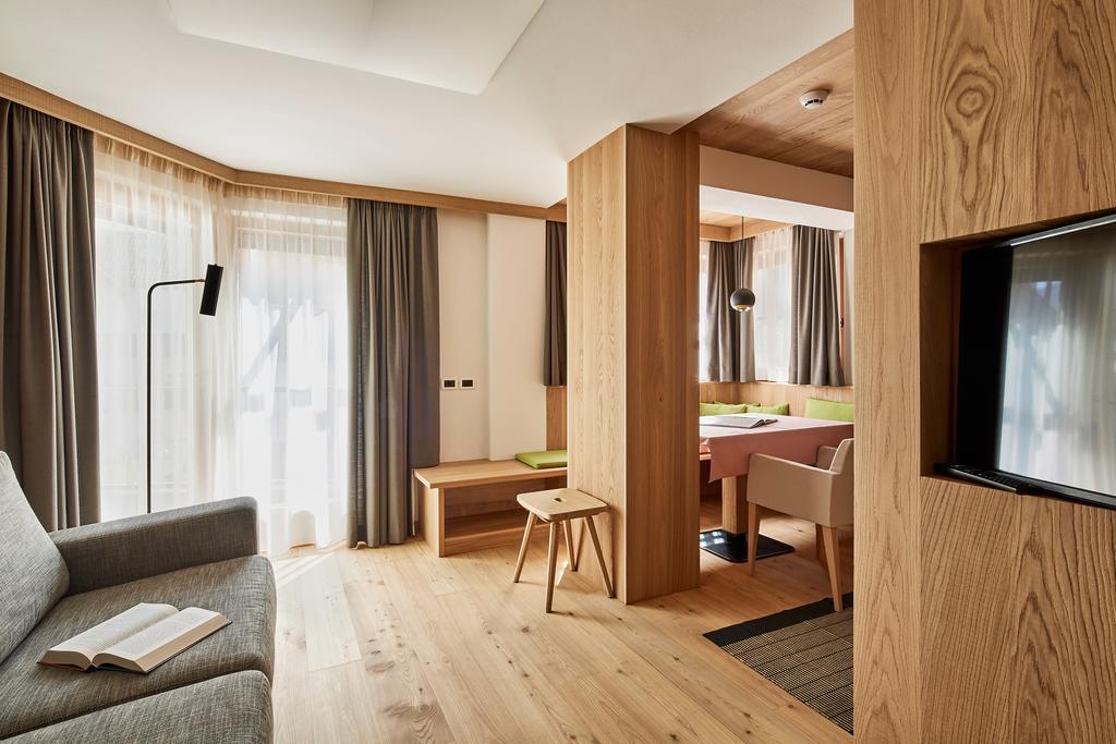 Residence Mugun Corvara In Badia Extérieur photo